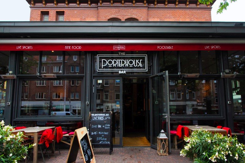 The Porterhouse Bar