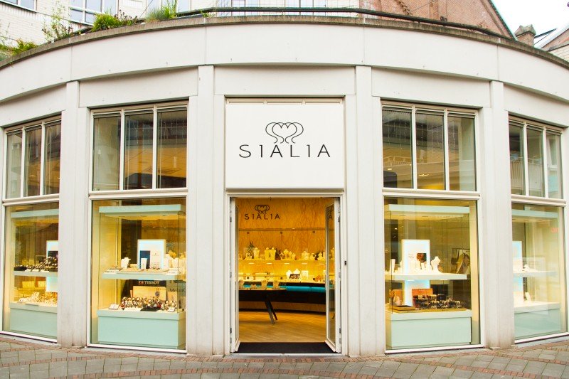 Sialia